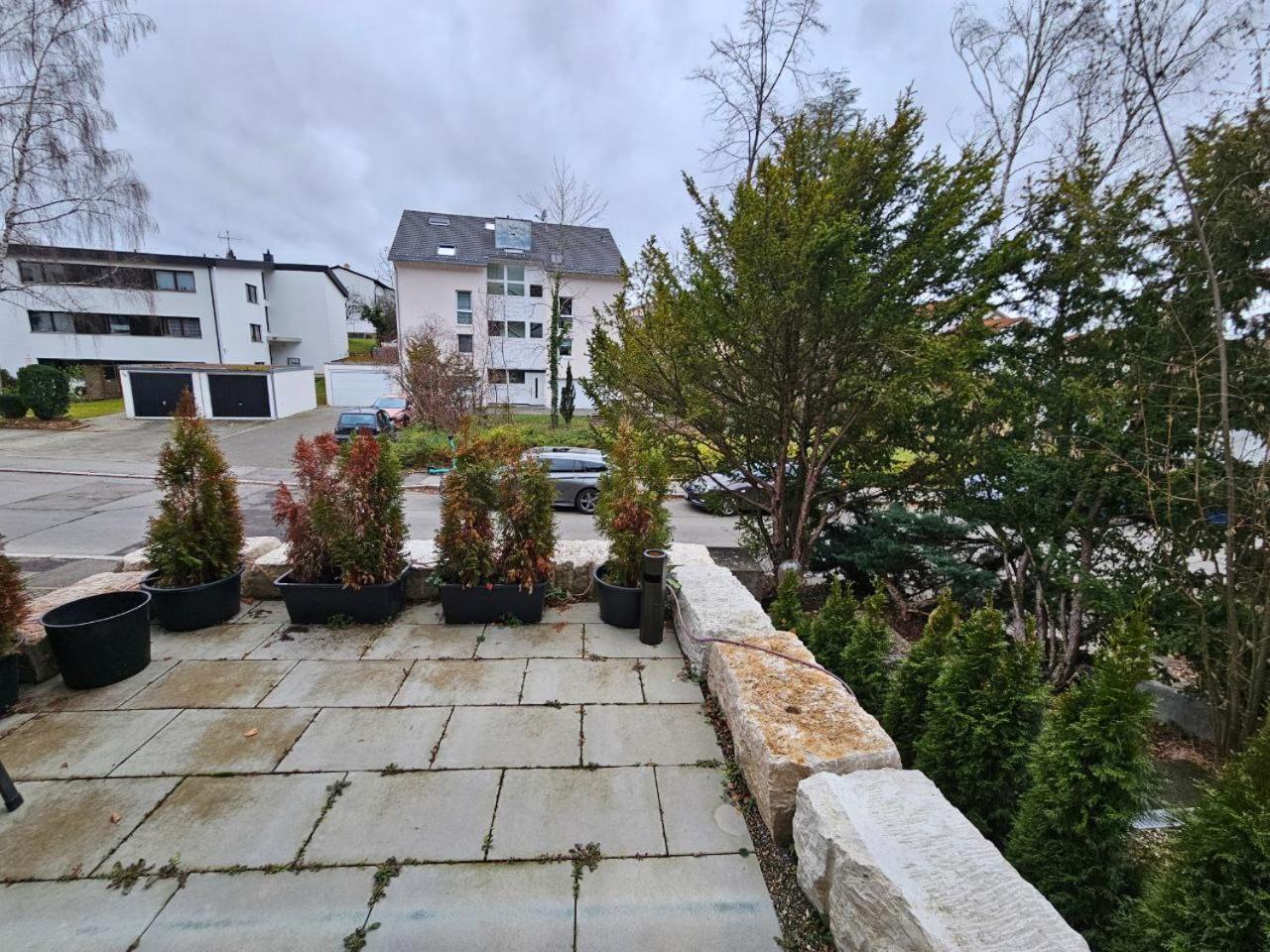Schoene Wohnung Am Georgenberg Reutlingen Exterior foto